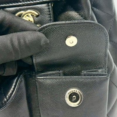 CHANEL黑淡金釦粒紋牛皮雙肩束口後背包AS3290-18