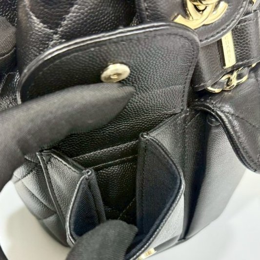 CHANEL黑淡金釦粒紋牛皮雙肩束口後背包AS3290-19