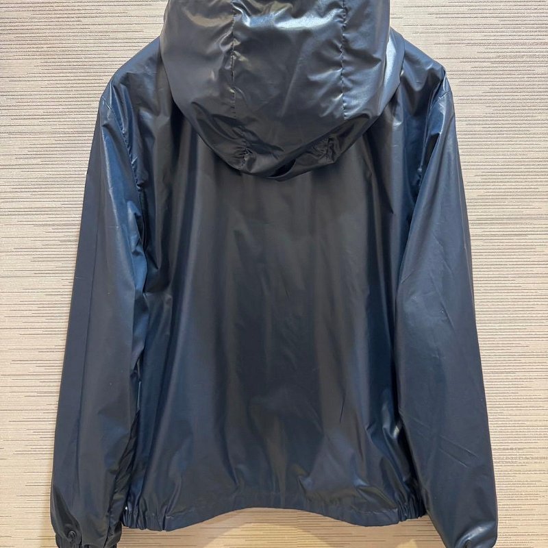 💎Han's house精品服飾💎moncler Olchard 防水尼龍風衣 連帽外套 雙面穿原價23900-2