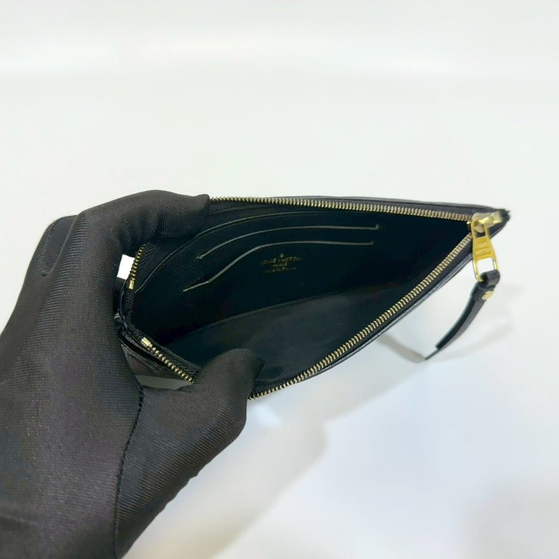 LV黑壓紋Melanie BB拉鍊扁長夾M68712-7