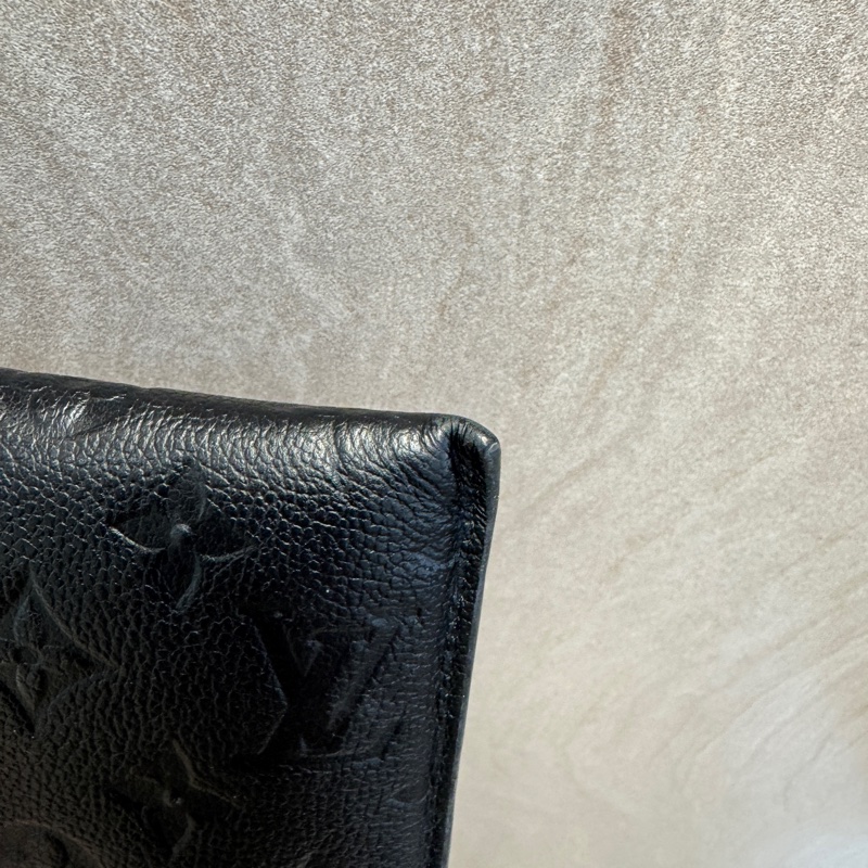 LV黑壓紋Melanie BB拉鍊扁長夾M68712-21