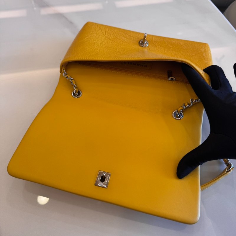 *SHIHNA名牌精品* CHANEL 黃色褶皺牛皮WOC-6