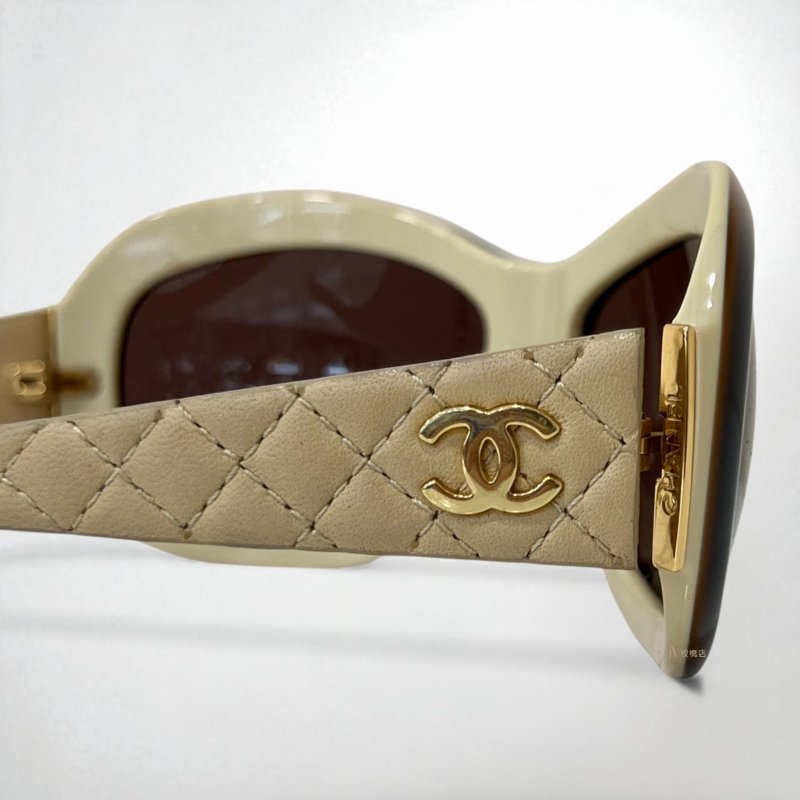 Chanel 棕黑拚米色菱格紋金色雙C墨鏡-4