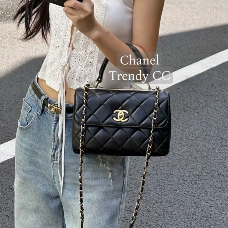 ✨Chanel trendy cc 旋轉扣郵差包 經典黑金 優雅實用🖤-2
