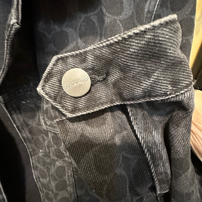 coach 復古牛仔刷色外套-16