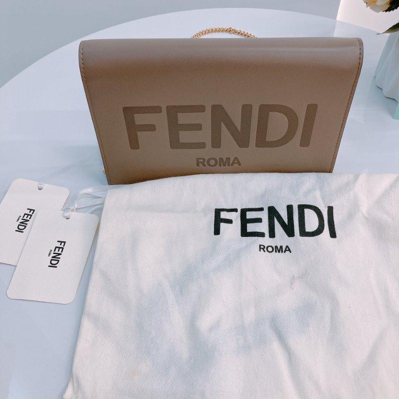 MS0479 Fendi 芬迪 鏈條錢包 牛皮 棕色 啡色 金扣 Roma Wallet On Chain Calfskin Brown x GHW-16
