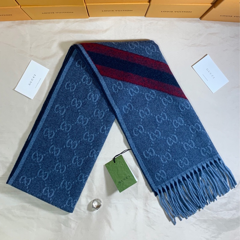 🎁全台最甜 全新含吊牌 Gucci 古馳 深藍雙色滿版logo 羊毛圍巾 披肩-3