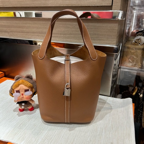 Hermes Picotin 22 STAMP W, Gold 銀扣