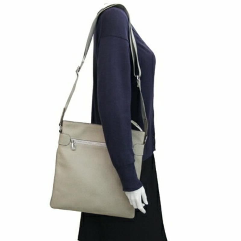 路易威登 Taiga Sasha 單肩包 M32628 Polaire 斜背包（無插角板）男士路易威登LOUIS VUITTON官方線上旗艦店-5