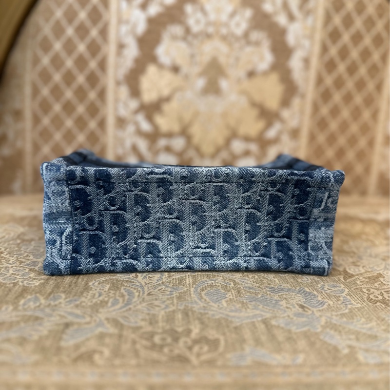 Dior 藍單寧緹花霧金釦手提斜背Mini托特包-4