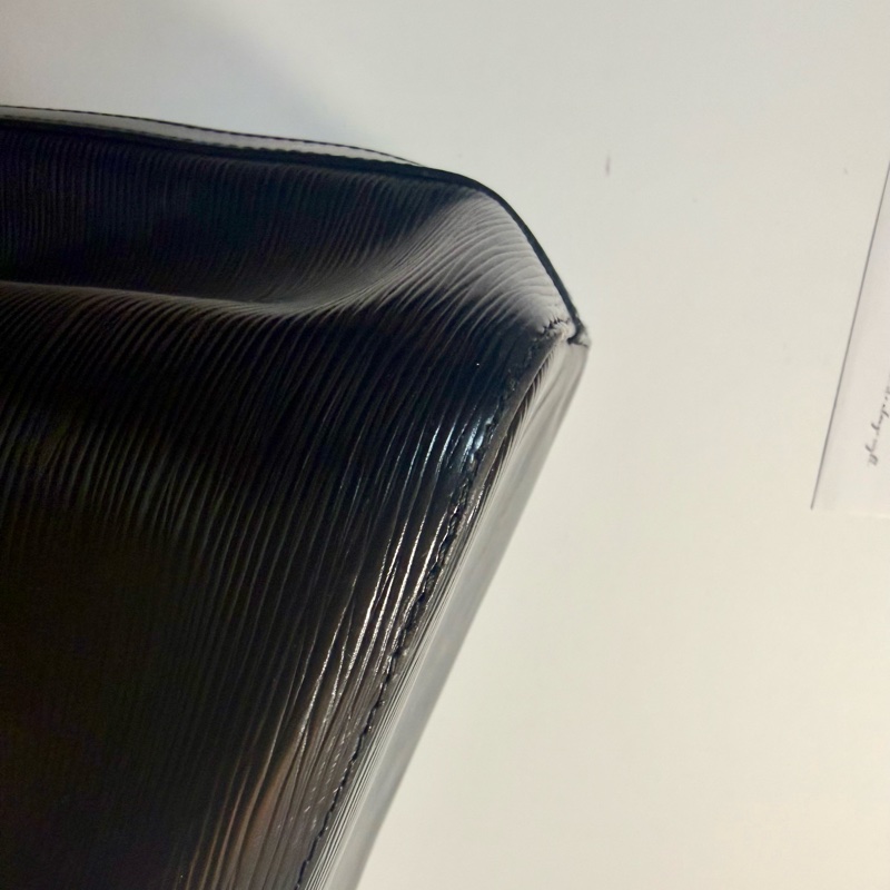 ✔️LOUIS VUITTON LV 路易威登 Epi Noe  水波紋水桶包／黑色-9