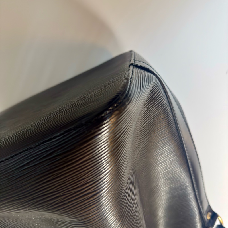 ✔️LOUIS VUITTON LV 路易威登 Epi Noe  水波紋水桶包／黑色-21