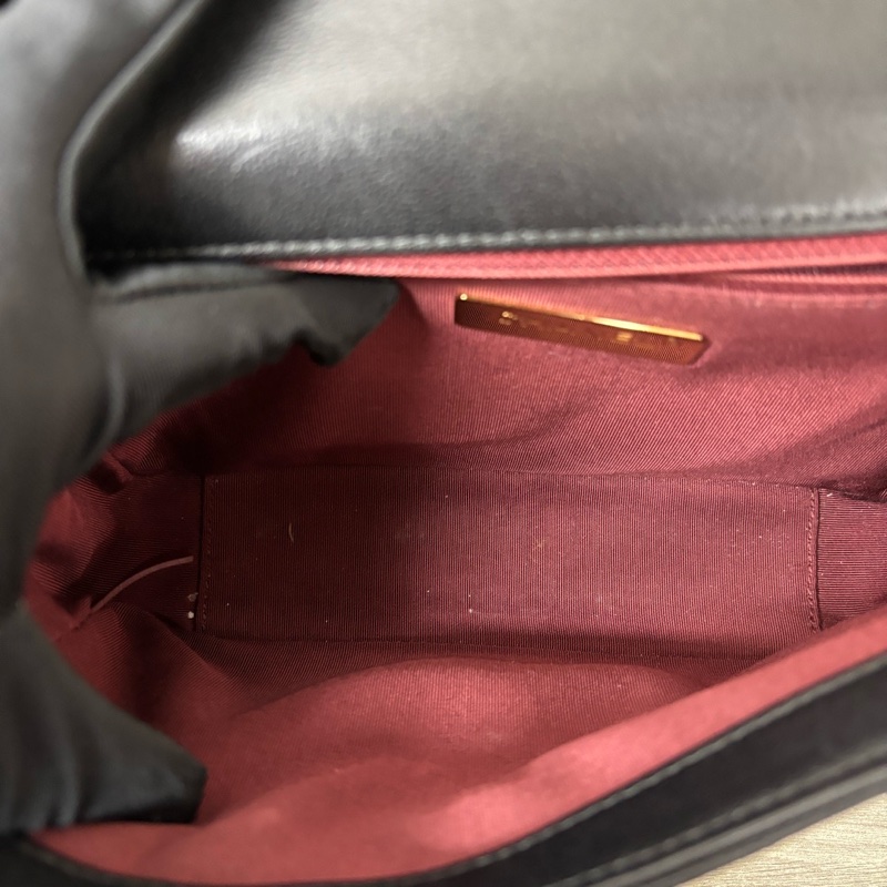 CHANEL 19bag系列黑金手提肩背斜背郵差包23*16*6 98新配件保卡塵袋-2