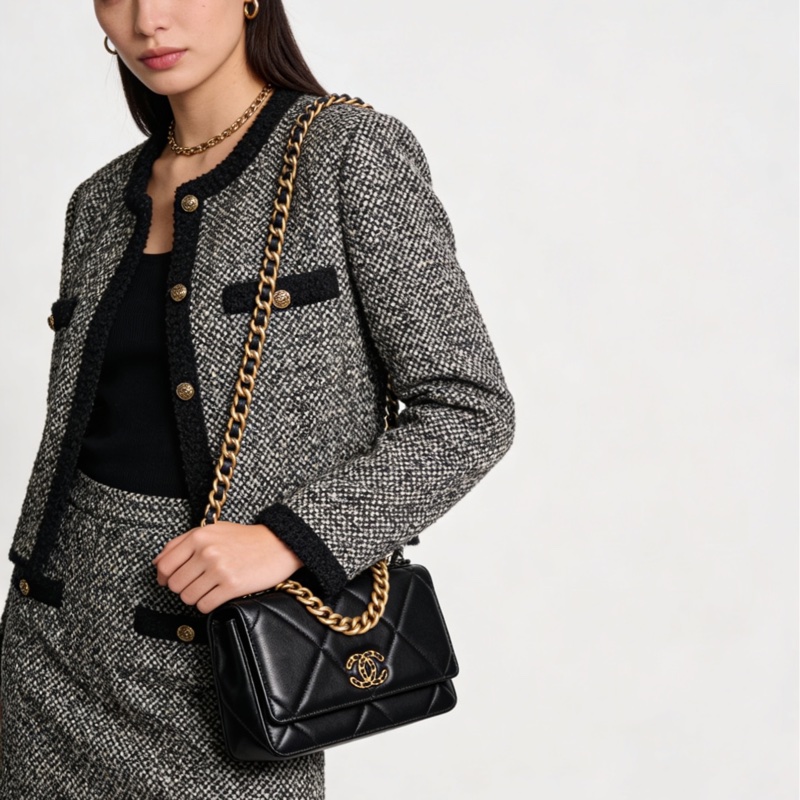 Chanel 19bagwoc黑金小號芯片款 全新閒置配件塵袋盒子-0