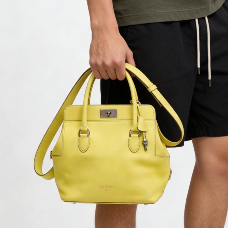 HERMES Too1box小雞黃銀扣牛奶盒子26手提肩背斜背包26*29*18 98新配件塵袋鑰匙-0