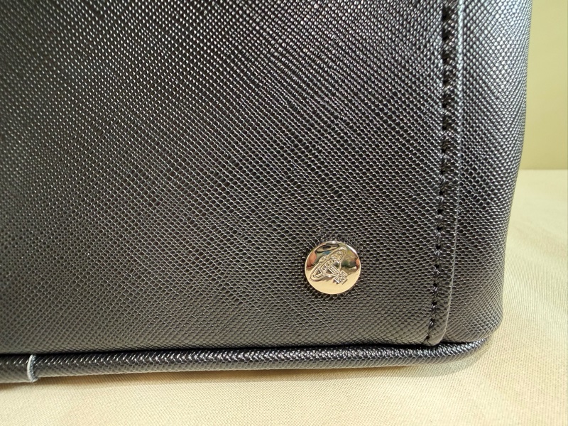 Vivienne Westwood Yasmine Small 黑色 手提包|近新閒置|附購買證明-16