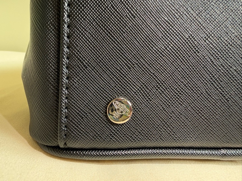 Vivienne Westwood Yasmine Small 黑色 手提包|近新閒置|附購買證明-17