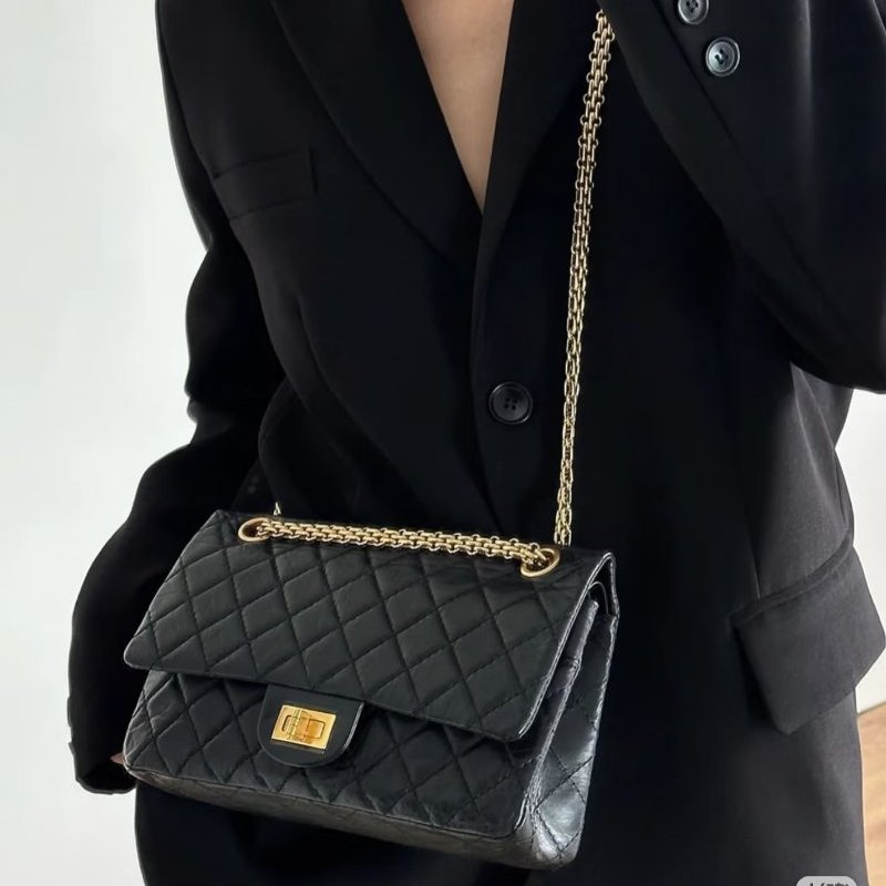 CHANEL - 黑色復古金釦2.55 Handbag-5