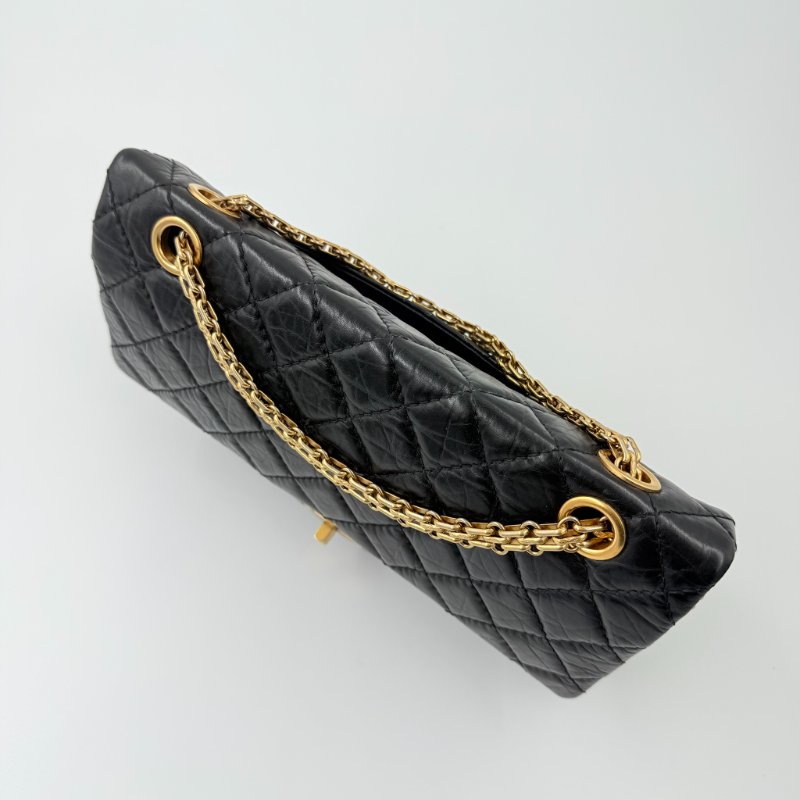 CHANEL - 黑色復古金釦2.55 Handbag-12