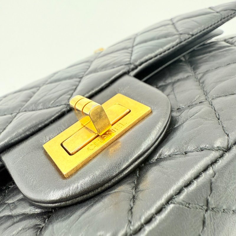 CHANEL - 黑色復古金釦2.55 Handbag-18