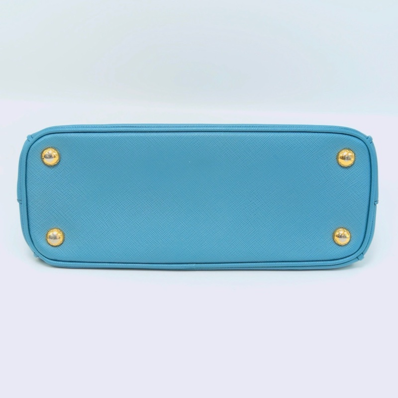 PRADA Galleria 淺藍色金扣小號殺手肩背斜背包25*17*12 98新配件保卡塵袋-4