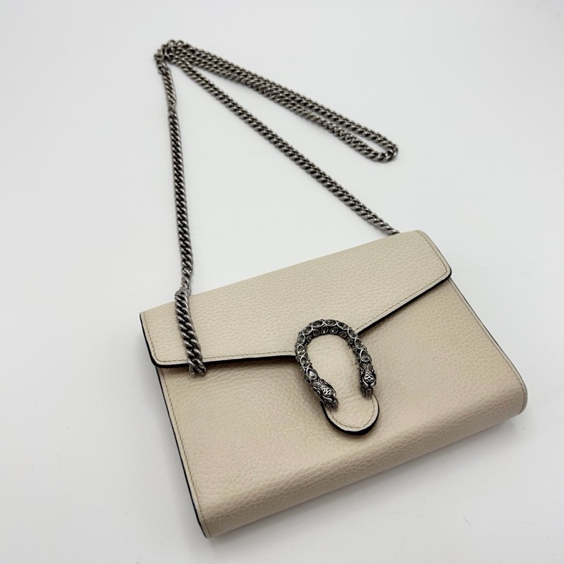 GUCCI 白色鑽扣酒神woc鏈條肩背斜背包20*14*4 98新配件塵袋-3