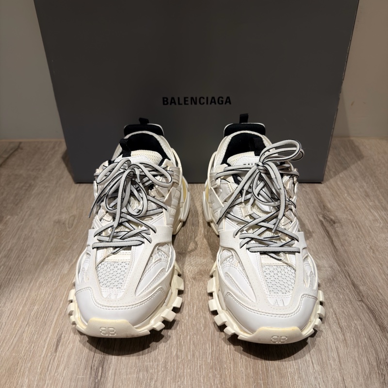 帥哥標配 ⚡️ Balenciaga Track Sneaker 41碼白色 甜價釋出！-5