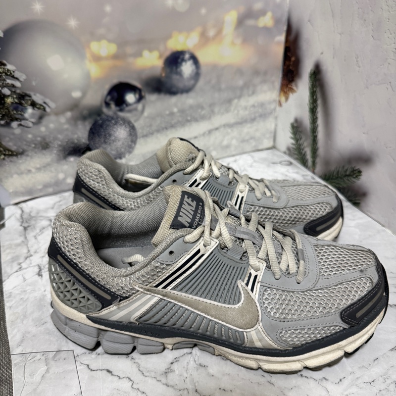 US8 25cm NIKE ZOOM VOMERO 5 無盒-2