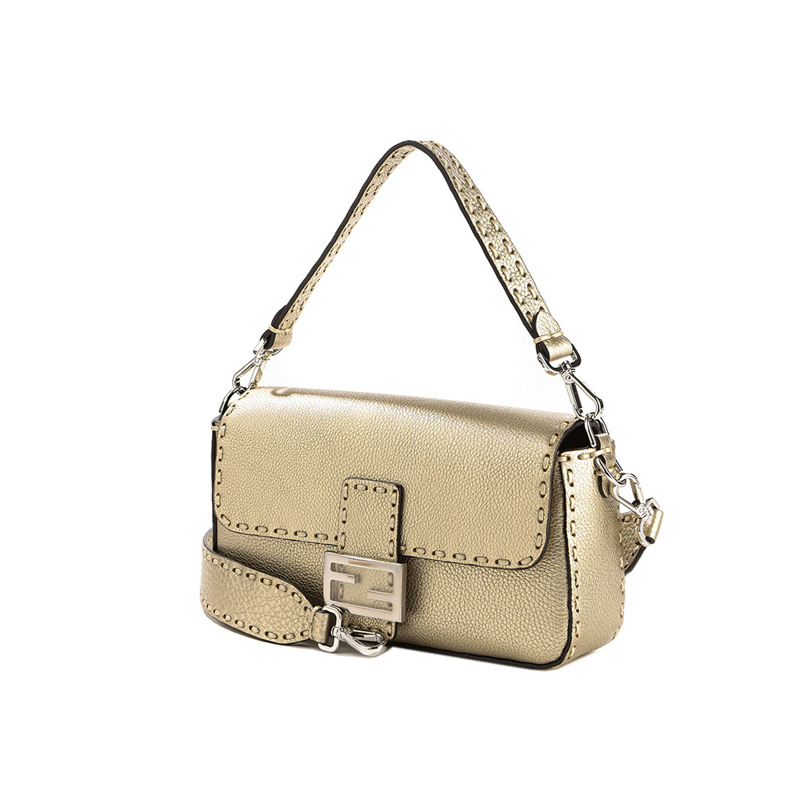 FENDI 25SS 女士單肩包-5