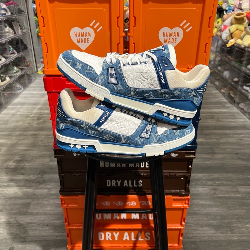 Lv trainer 藍牛仔Uk12-1