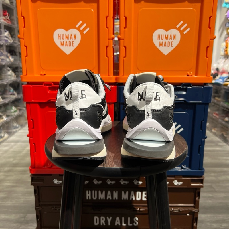 Sacai vaporwaffle 黑白Us9.5-4