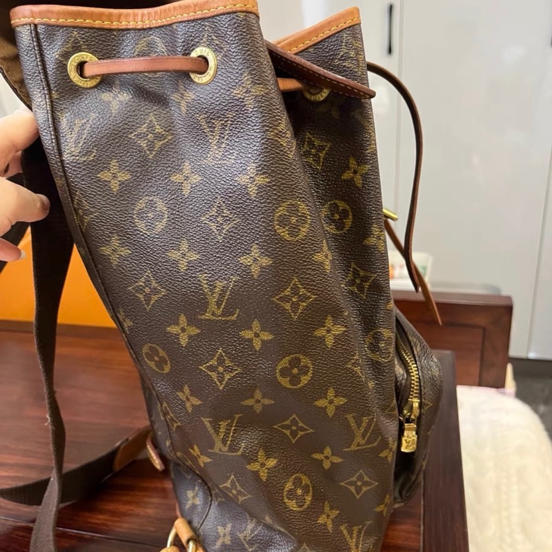 Lv 中古老花大號雙肩包-3