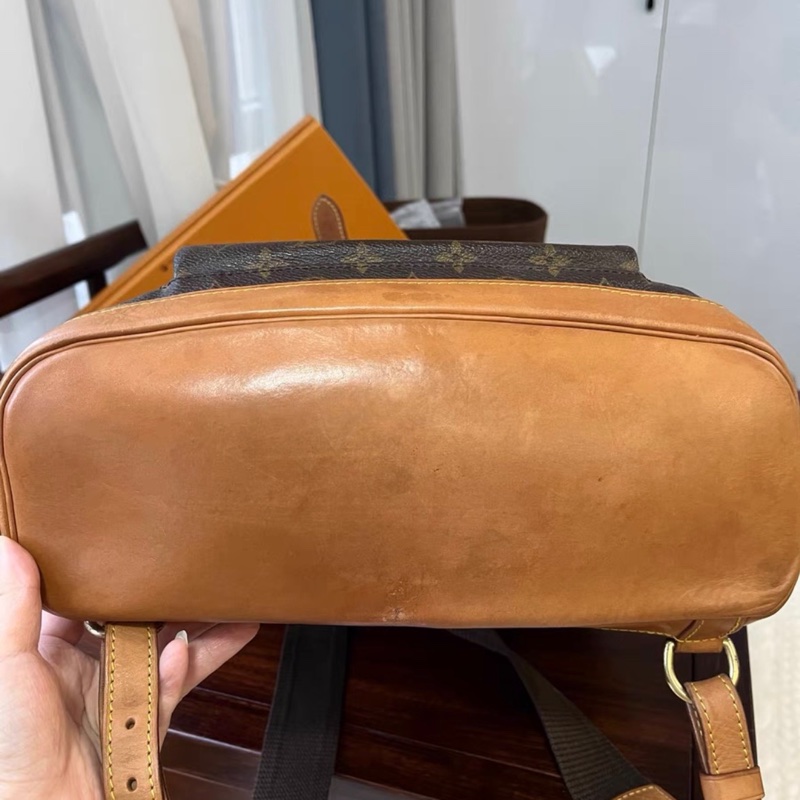 Lv 中古老花大號雙肩包-8