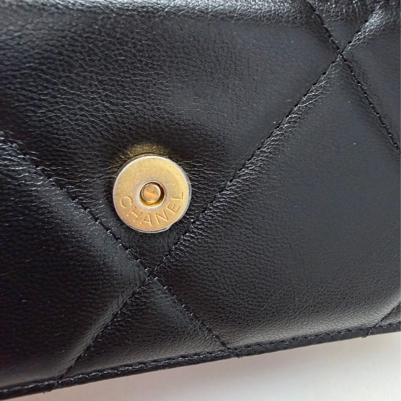 香奈兒 Chanel 19 bag woc 黑金-15