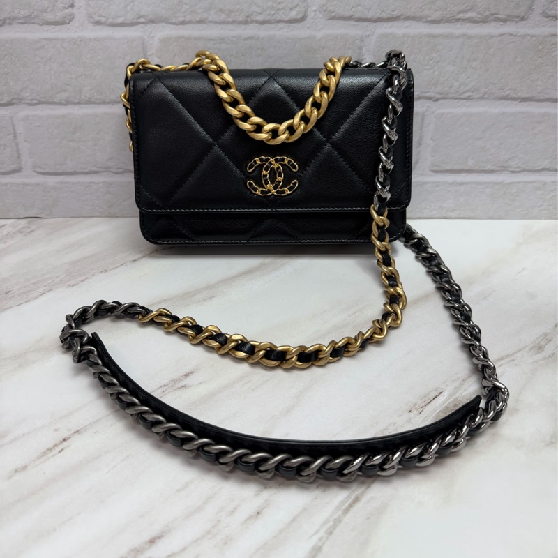 香奈兒 Chanel 19 bag woc 黑金-16