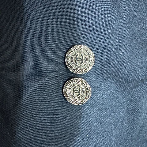 CHANEL 仿舊錢幣耳環