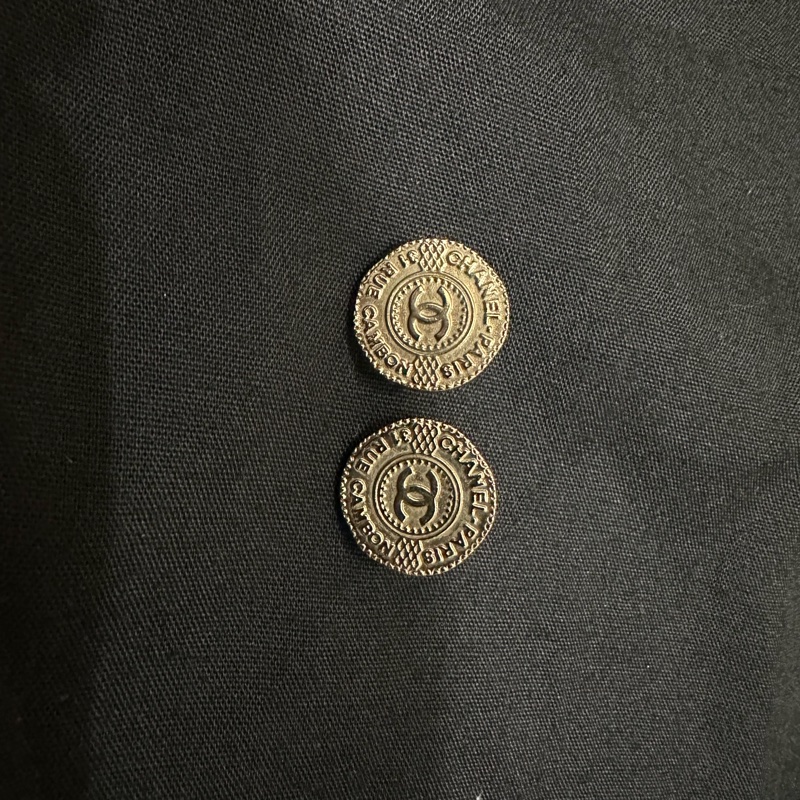 CHANEL 仿舊錢幣耳環-1