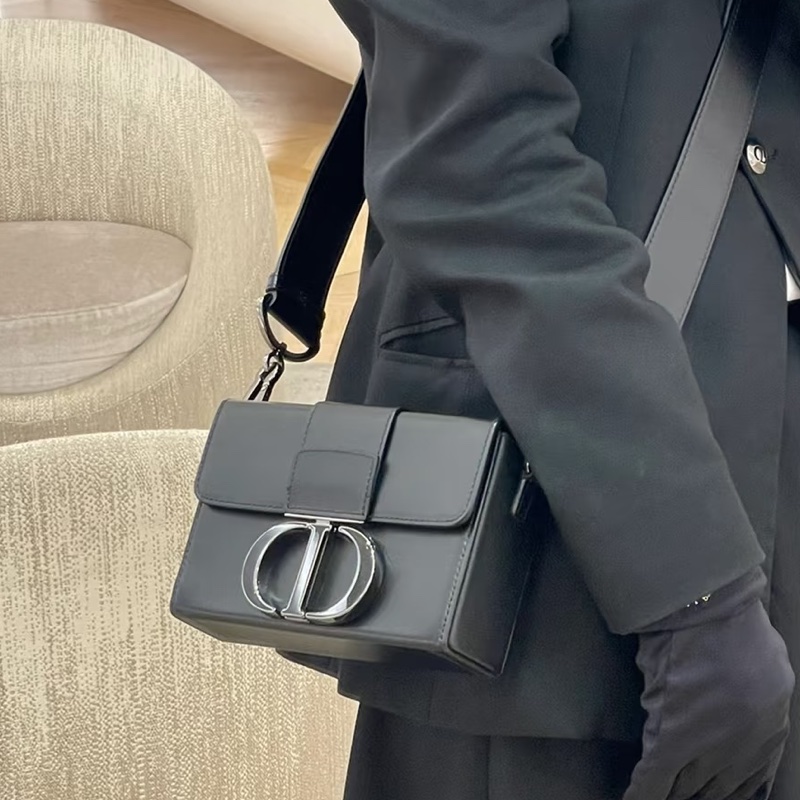 質感必收款✨99新Dior迪奧全黑霧面牛皮蒙田30Box盒子包單肩斜挎包-1