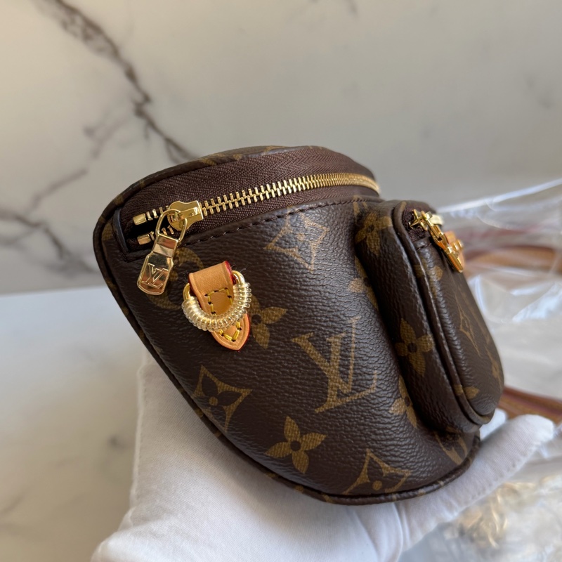 🎆迎新年只要$56,800🔥LV Mini Bumbag M82335 晶片款 （99新）-6