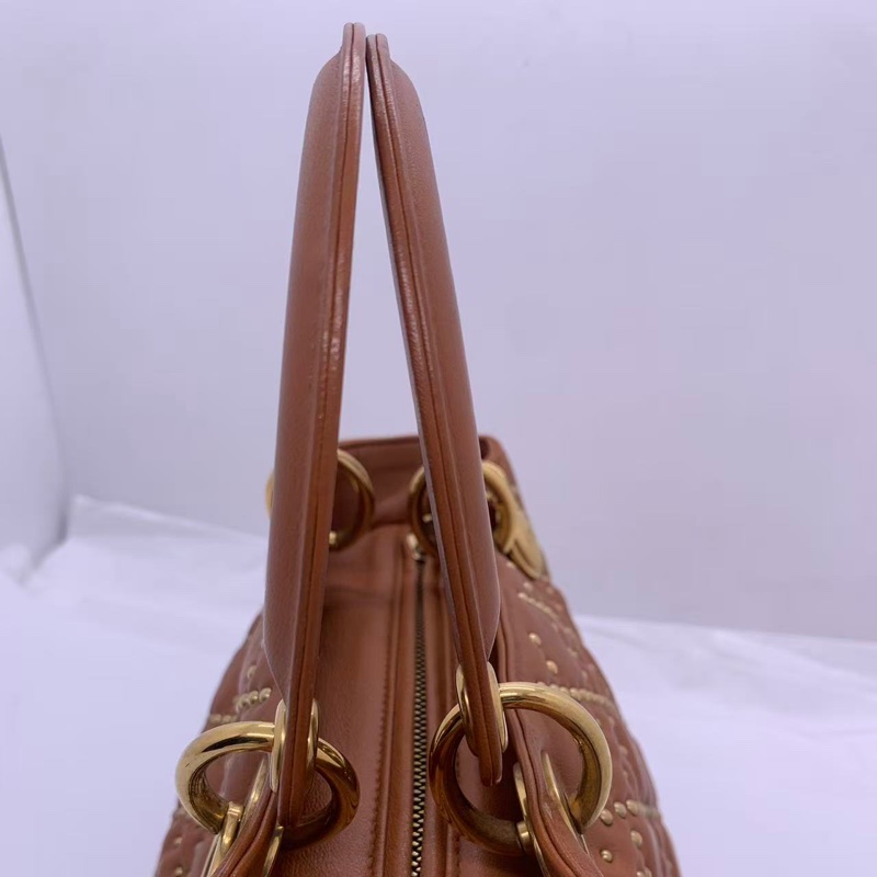 二手Dior 迪奧戴妃五格鉚釘菱格紋牛皮焦糖色金扣手提包單肩包,正常使用痕跡-8