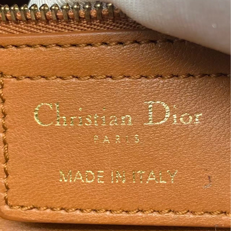 二手Dior 迪奧戴妃五格鉚釘菱格紋牛皮焦糖色金扣手提包單肩包,正常使用痕跡-19