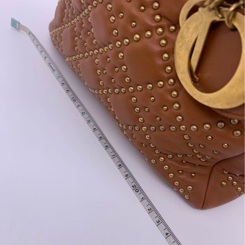 二手Dior 迪奧戴妃五格鉚釘菱格紋牛皮焦糖色金扣手提包單肩包,正常使用痕跡-25