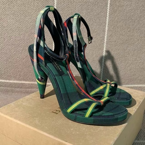 Burberry巴寶莉走秀款高跟鞋限量版圓錐高跟38碼，經典格紋綠黃黑高端配色