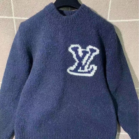99新Lv大logo藏藍色泰迪熊套頭圓領毛衣xs碼,沒有附件