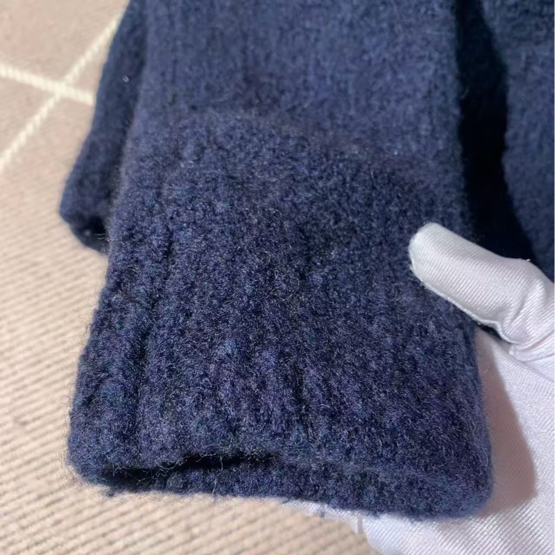 99新Lv大logo藏藍色泰迪熊套頭圓領毛衣xs碼，沒有附件-5