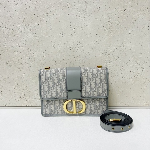 Dior Montaigne 30