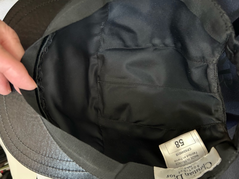 Dior （Punk 黑亮金銀絲D logo圖騰+皮革）棒球帽👩🏻‍🦰稀有款；美品-3