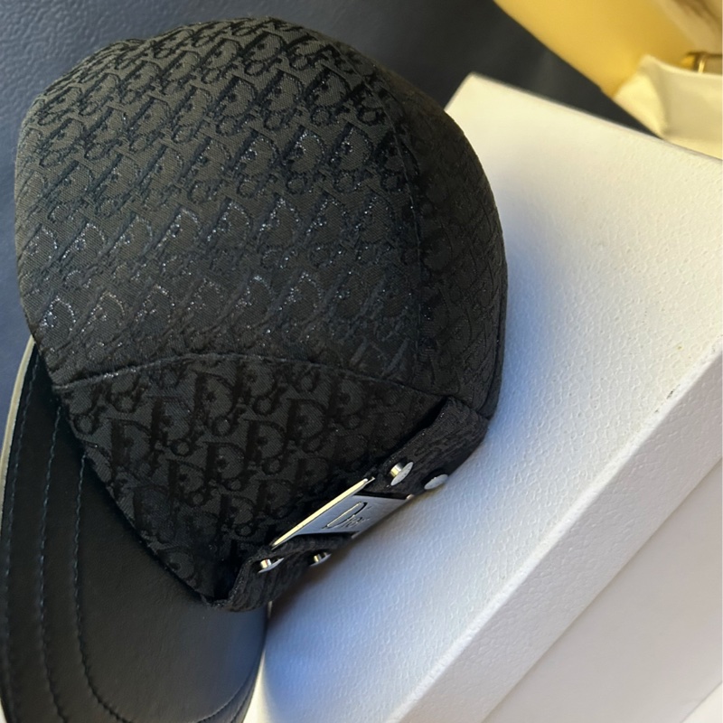 Dior （Punk 黑亮金銀絲D logo圖騰+皮革）棒球帽👩🏻‍🦰稀有款；美品-9