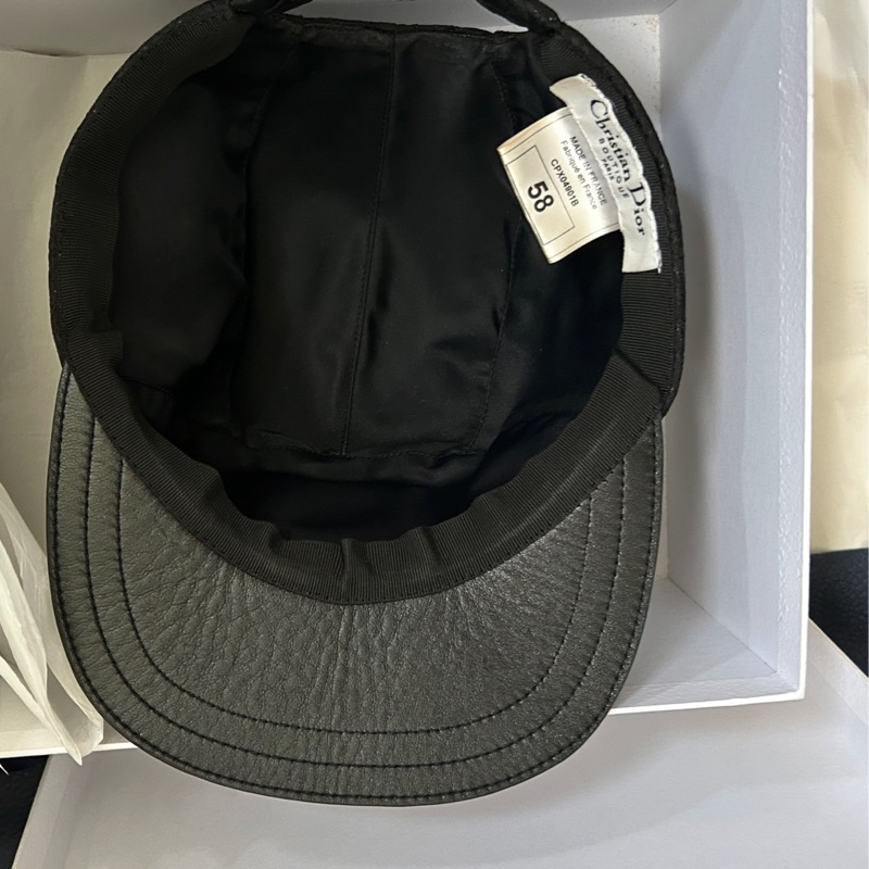 Dior （Punk 黑亮金銀絲D logo圖騰+皮革）棒球帽👩🏻‍🦰稀有款；美品-11