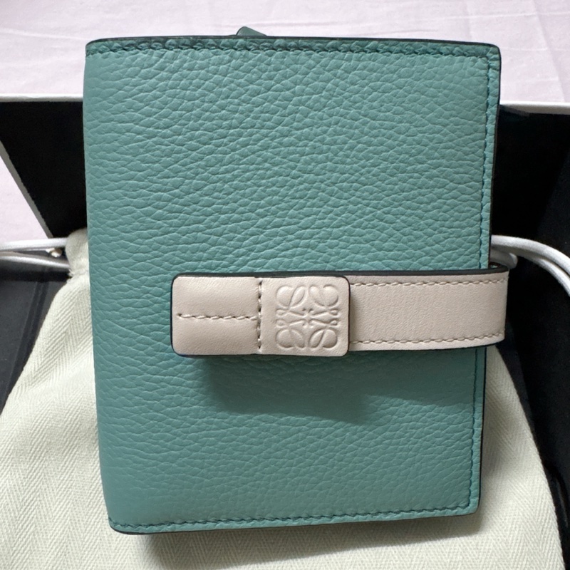 Loewe柔軟粒面小牛皮小型拉鍊短錢包-5